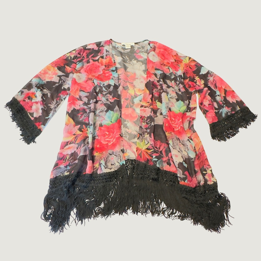 Sans Souci Kimono Multicolor Floral Fringe Crochet Boho Small Festival Wrap